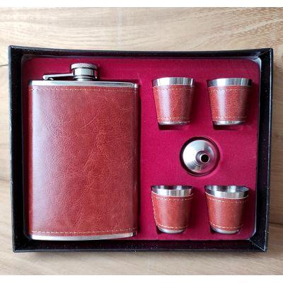 Подарочный набор (фляга 265 мл + рюмки и лейка) коричневый