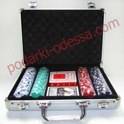 Набор для покера в алюминиевом кейсе на 200 фишек без номинала Набор для покера в алюминиевом кейсе на 200 фишек без номинала