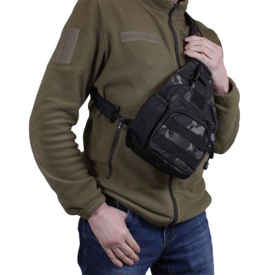 Тактическая сумка через плечо De Esse N001-GREEN