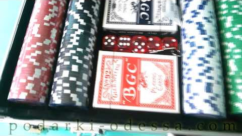 Набор для покера в кейсе на 200 фишек podarki-odessa.com